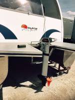 Silnik TORQEEDO CRUISE 4.0 RS zainstalowany na pawęży pontonu